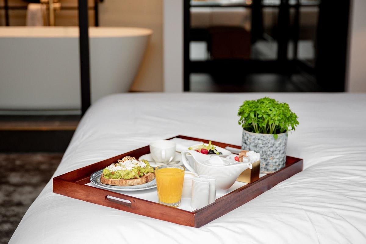 Middle Eight - Covent Garden - Preferred Hotels And Resorts Лондон Экстерьер фото Room service