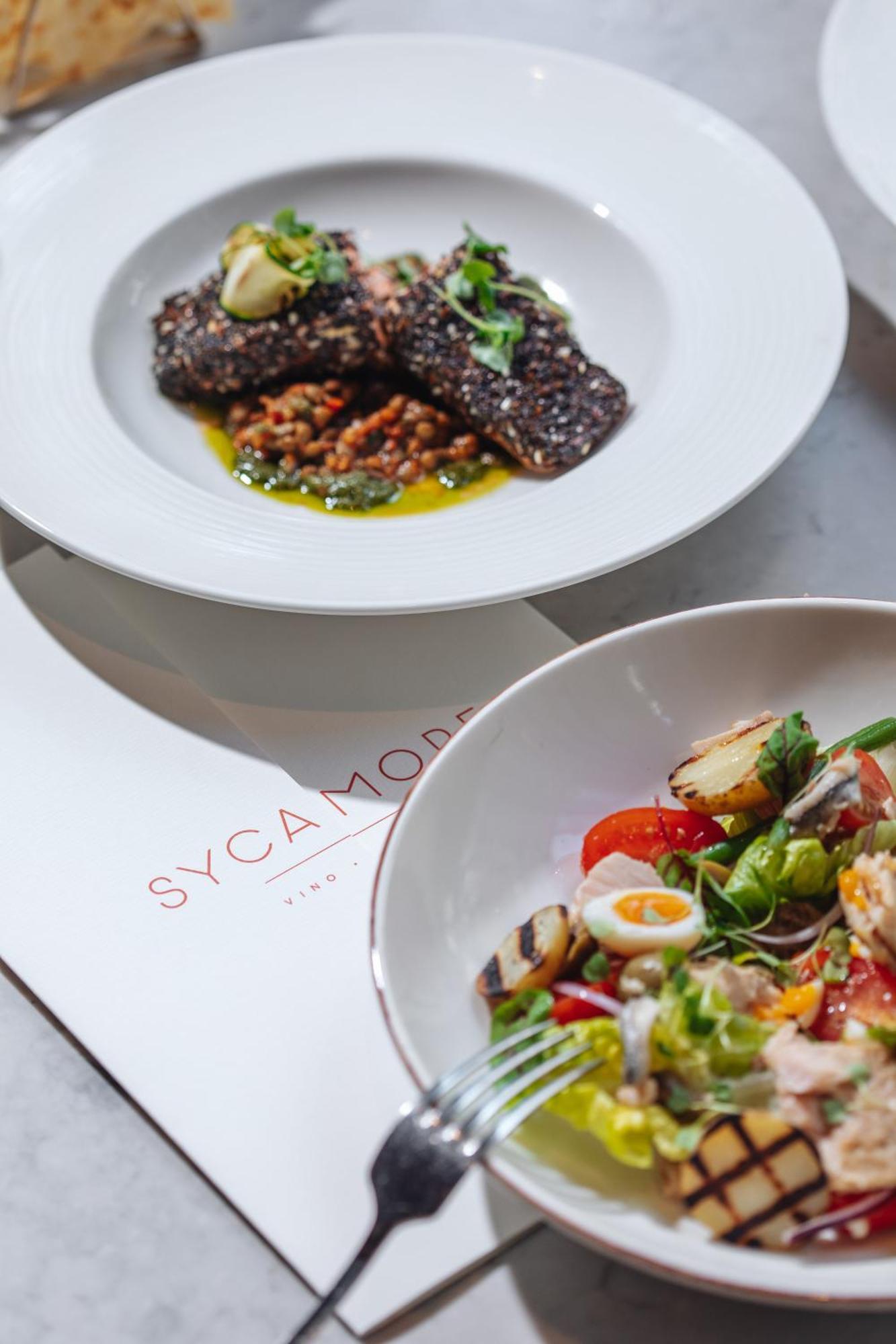 Middle Eight - Covent Garden - Preferred Hotels And Resorts Лондон Экстерьер фото Dishes at Sycamore
