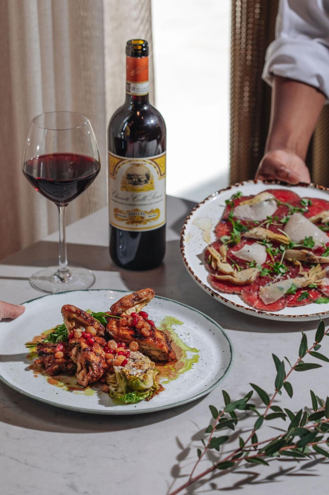 Middle Eight - Covent Garden - Preferred Hotels And Resorts Лондон Экстерьер фото A bottle of Montepulciano d'Abruzzo paired with a meal