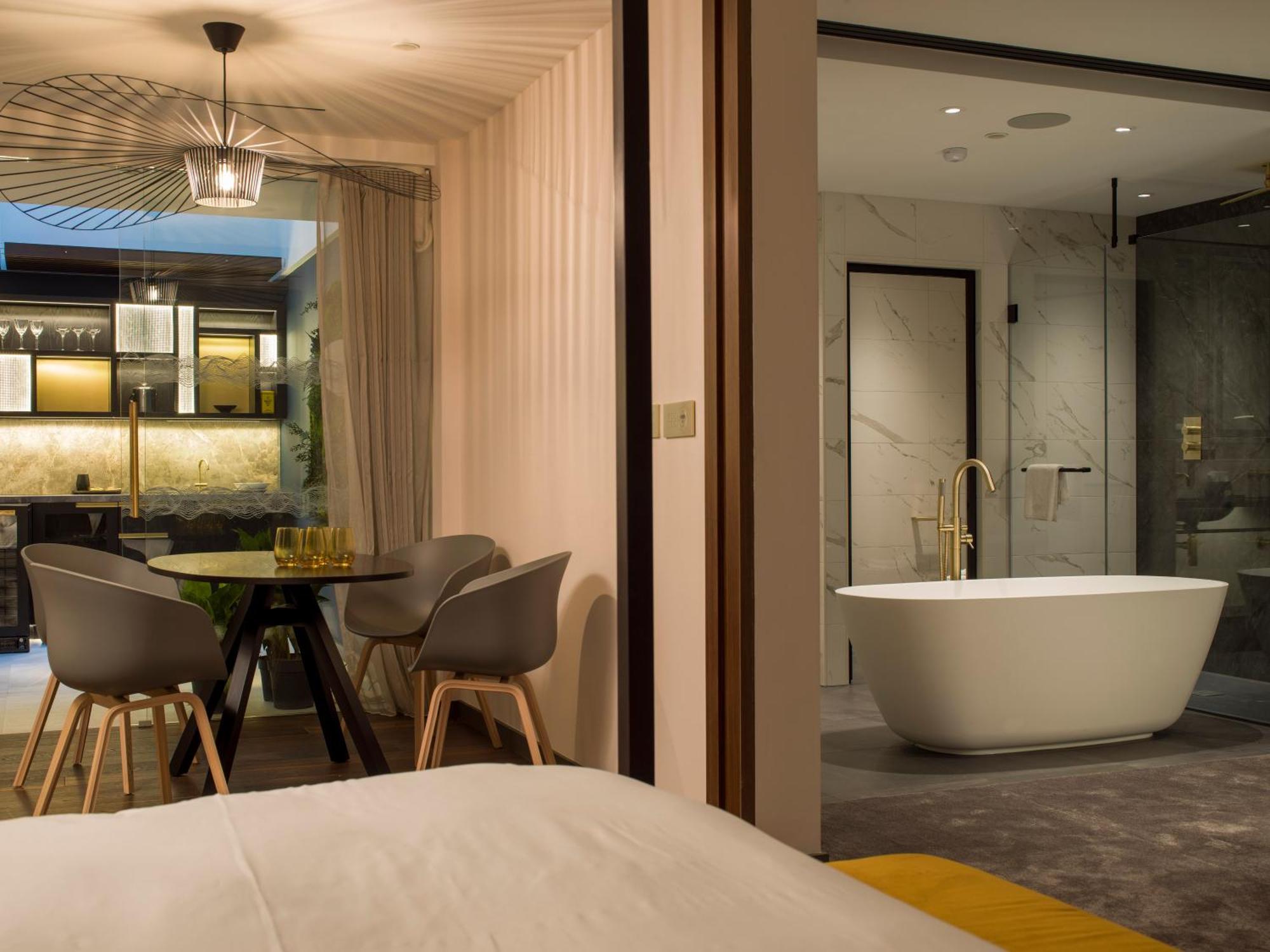 Middle Eight - Covent Garden - Preferred Hotels And Resorts Лондон Экстерьер фото A suite at the hotel
